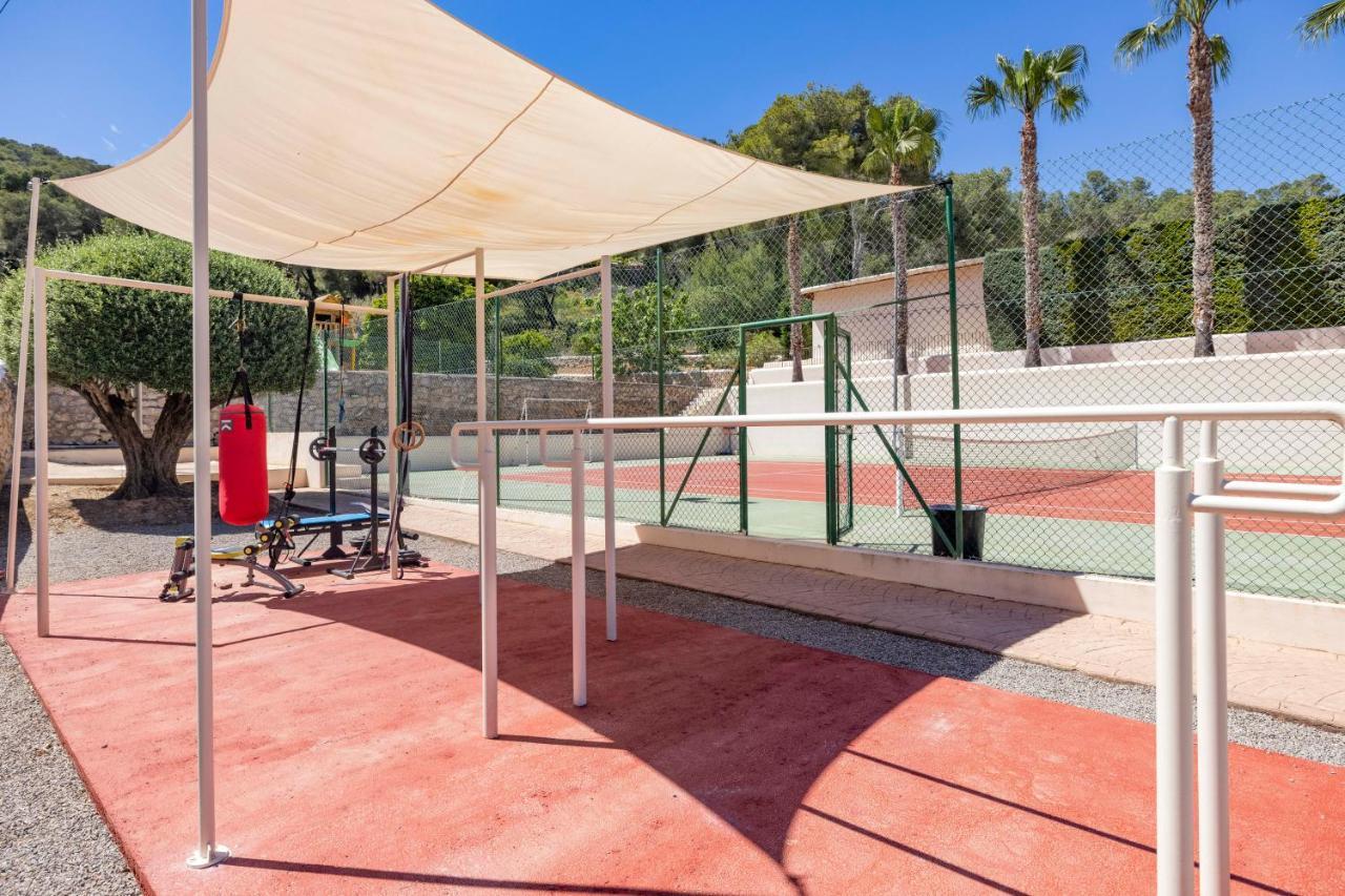 Oasis Villas Complex Cala Llonga  Eksteriør bilde