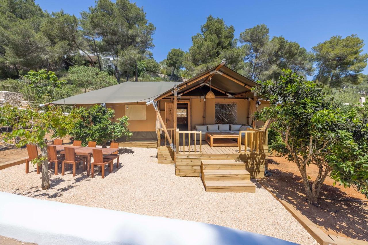 Oasis Villas Complex Cala Llonga  Eksteriør bilde