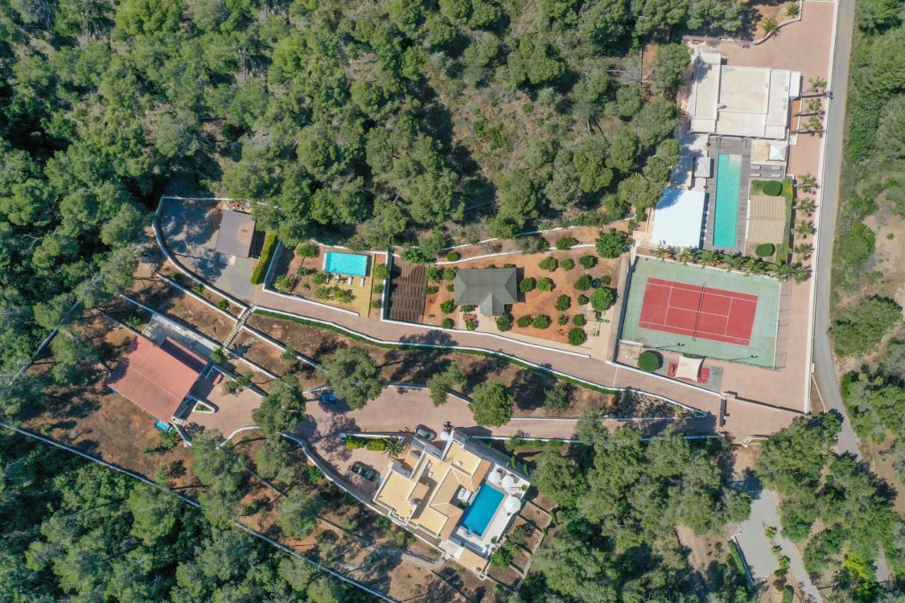 Oasis Villas Complex Cala Llonga  Eksteriør bilde