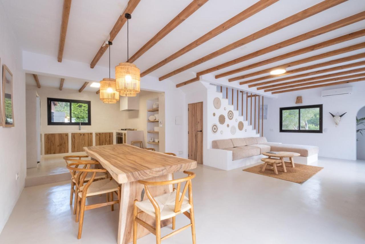 Oasis Villas Complex Cala Llonga  Eksteriør bilde