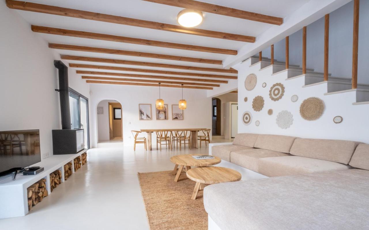 Oasis Villas Complex Cala Llonga  Eksteriør bilde