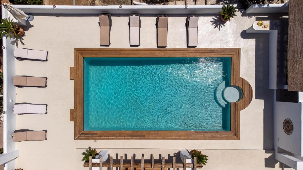 Oasis Villas Complex Cala Llonga  Eksteriør bilde