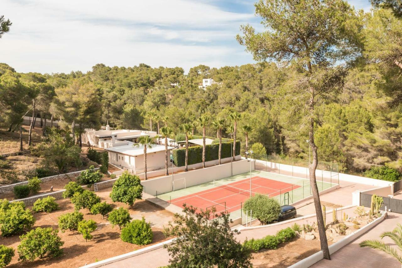 Oasis Villas Complex Cala Llonga  Eksteriør bilde