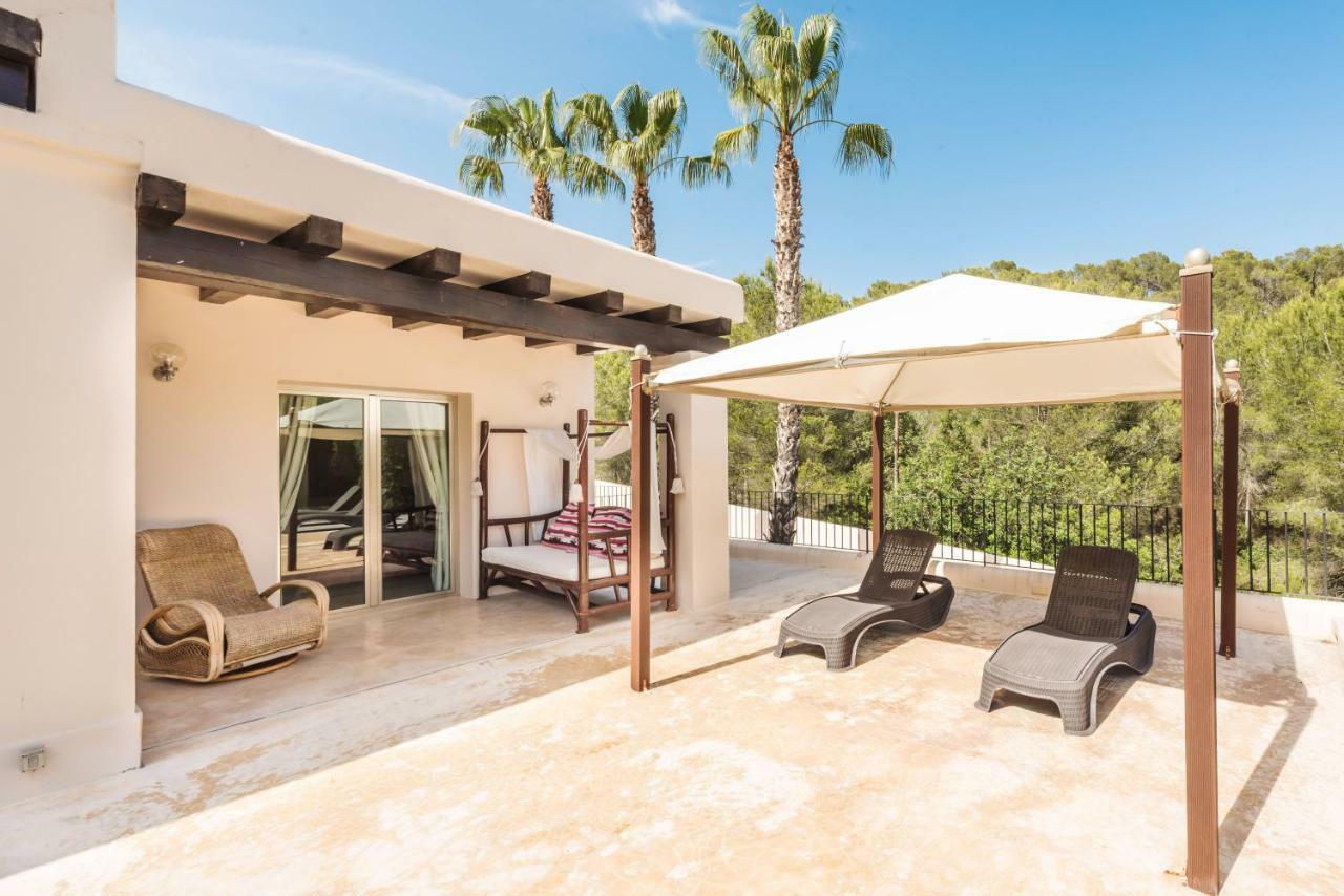 Oasis Villas Complex Cala Llonga  Eksteriør bilde